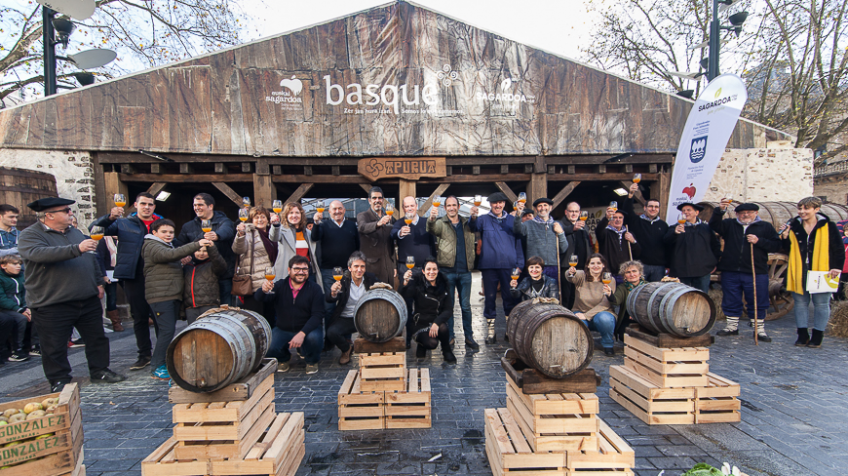 VI. Sagardo Apurua inauguratu da gaur Donostian